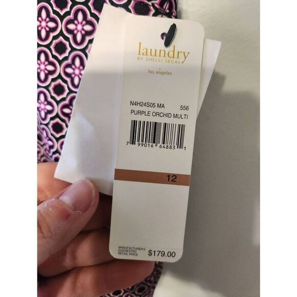 NWT Laundry by Shelli Segal Size 12 Purple Orchid Geometric Bermuda Shorts - Picture 2 of 5